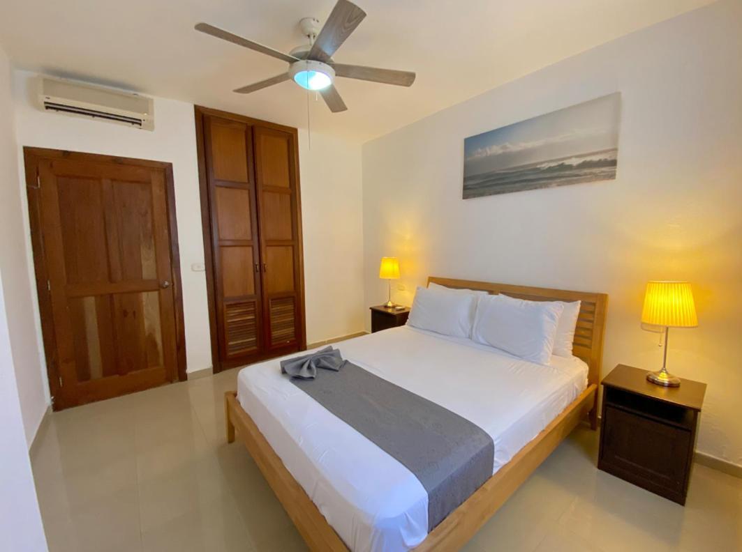 Blue Ocean Beachfront Villas & Apartments - Wifi, Pool, Bbq, Playa Los Corales Punta Cana Bagian luar foto